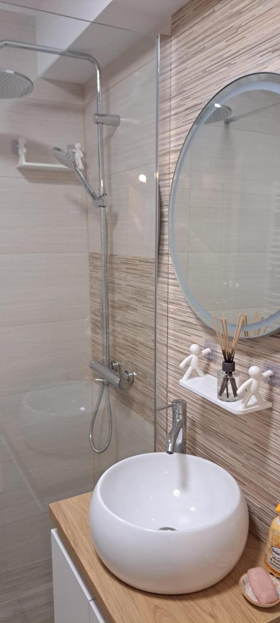 Apartament Kitty Centrul Istoric クラヨーヴァ エクステリア 写真